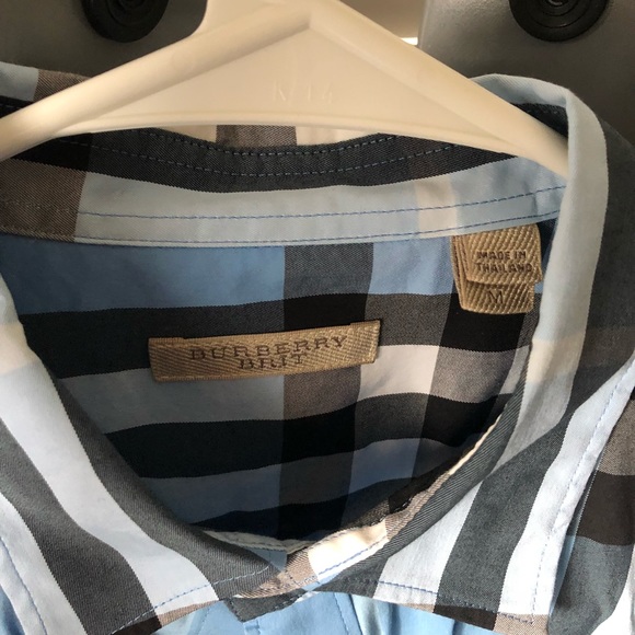 Burberry Longsleeve - Picture 2 of 2